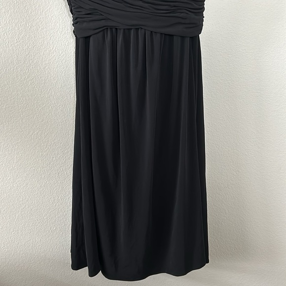 Suzi Chin for Maggy Boutique Black V Neck Ruched Bust Empire Waist Dress - Picture 3 of 8